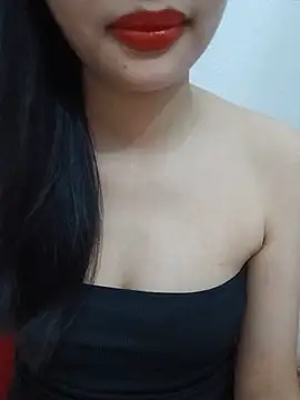 Snapshot of Luckyy29 chatting on June 6, 2026, 9:14 am Luckyy29 online show from June 6, 2026, 9:14 am