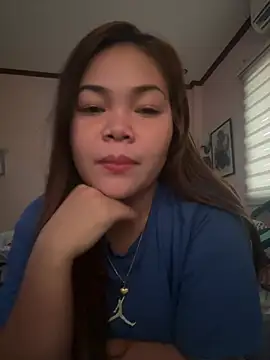 Snapshot of avasofiax chatting on April 11, 2026, 9:24 am avasofiax online show from April 11, 2026, 9:24 am