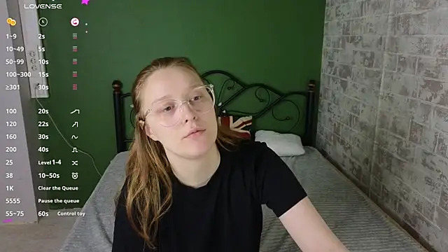 Snapshot of JessieWayy chatting on May 25, 2026, 1:16 am JessieWayy online show from May 25, 2026, 1:16 am