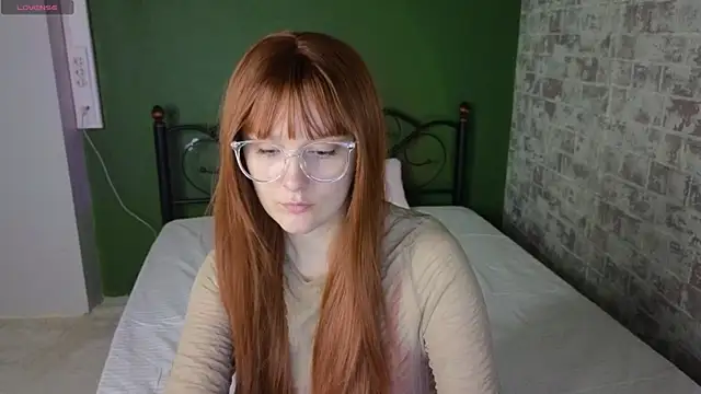 Snapshot of JessieWayy chatting on May 4, 2026, 7:11 am JessieWayy online show from May 4, 2026, 7:11 am