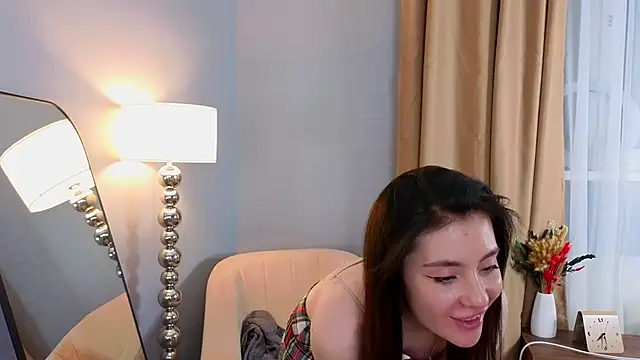 Snapshot of KimiFivePlus chatting on April 9, 2026, 3:29 pm KimiFivePlus online show from April 9, 2026, 3:29 pm