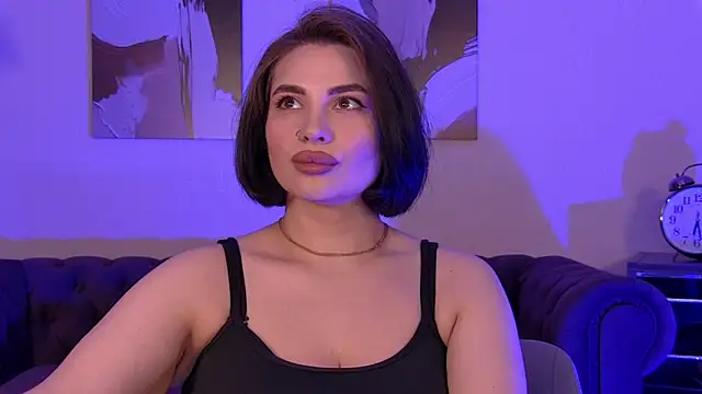 Snapshot of AdrianaToress chatting on May 25, 2026, 6:06 pm AdrianaToress online show from May 25, 2026, 6:06 pm