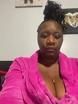 amberchill26 online show from April 26, 2026, 2:47 pm