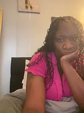 amberchill26 online show from June 30, 2026, 11:38 pm