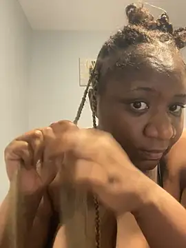amberchill26 online show from July 8, 2026, 3:56 pm
