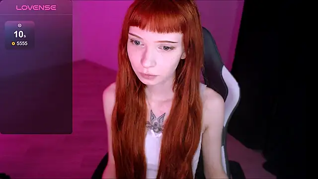 Snapshot of starker_wind chatting on April 14, 2026, 12:15 am starker wind online show from April 14, 2026, 12:15 am