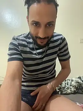 Snapshot of legende59 chatting on May 3, 2026, 8:34 pm legende59 online show from May 3, 2026, 8:34 pm