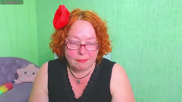 Snapshot of Fara_Flutte chatting on June 11, 2026, 1:52 pm Fara Flutte online show from June 11, 2026, 1:52 pm