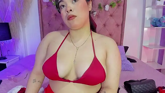 Snapshot of ROSELEI_ chatting on May 6, 2026, 12:42 pm ROSELEI online show from May 6, 2026, 12:42 pm