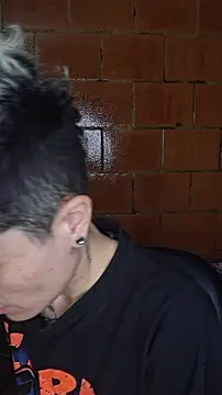 Snapshot of Megan-c chatting on April 7, 2026, 4:03 am Megan-c online show from April 7, 2026, 4:03 am