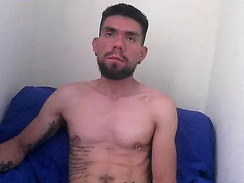 thomas2wood online show from June 19, 2026, 8:14 pm