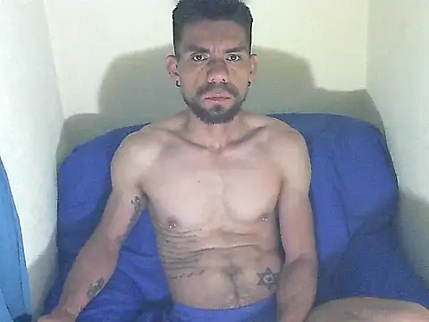 thomas2wood online show from June 23, 2026, 12:19 am