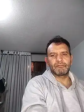 Snapshot of Senkoreman_hard chatting on April 18, 2026, 2:58 am Senkoreman hard online show from April 18, 2026, 2:58 am