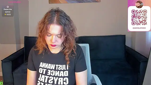 Snapshot of Asya_Nelson chatting on May 24, 2026, 1:05 am Asya Nelson online show from May 24, 2026, 1:05 am