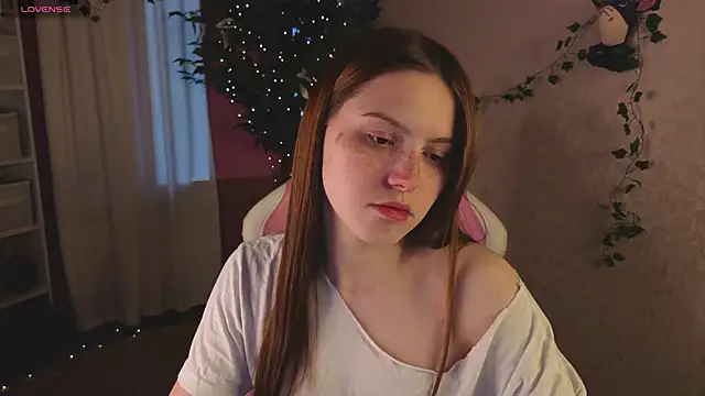 Snapshot of Diana_Broooks chatting on April 25, 2026, 12:57 am Diana Broooks online show from April 25, 2026, 12:57 am