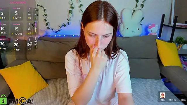 Snapshot of Diana_Broooks chatting on May 27, 2026, 9:16 am Diana Broooks online show from May 27, 2026, 9:16 am