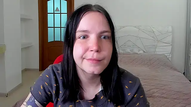 Snapshot of Kitty_Lilit_ chatting on April 7, 2026, 2:30 pm Kitty Lilit online show from April 7, 2026, 2:30 pm