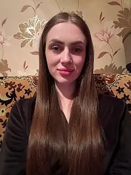AlinaLove3213 online show from July 25, 2026, 8:15 pm