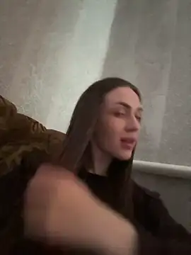 Snapshot of AlinaLove3213 chatting on April 14, 2026, 4:34 pm AlinaLove3213 online show from April 14, 2026, 4:34 pm