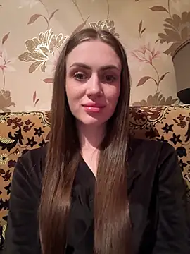 AlinaLove3213 online show from July 23, 2026, 8:27 pm