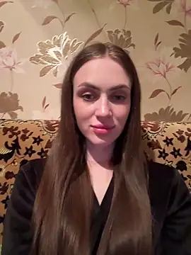 AlinaLove3213 online show from June 6, 2026, 8:25 pm