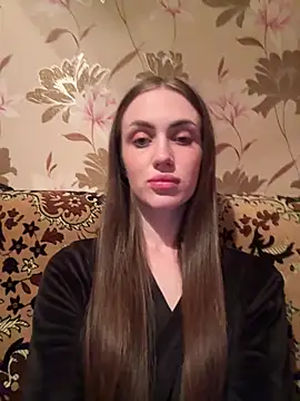 AlinaLove3213 online show from July 6, 2026, 7:49 pm