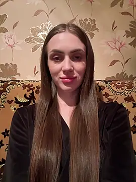 AlinaLove3213 online show from July 18, 2026, 8:06 pm