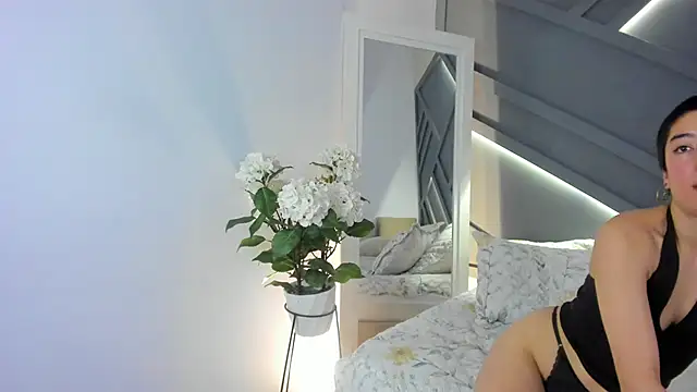 Snapshot of Atheena__ chatting on April 18, 2026, 7:07 pm Atheena online show from April 18, 2026, 7:07 pm