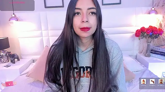 Snapshot of Melody__blake chatting on May 13, 2026, 12:12 pm Melody blake online show from May 13, 2026, 12:12 pm
