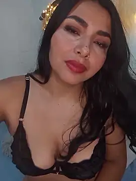 Snapshot of Antonella-corruso chatting on May 3, 2026, 9:18 pm Antonella-corruso online show from May 3, 2026, 9:18 pm