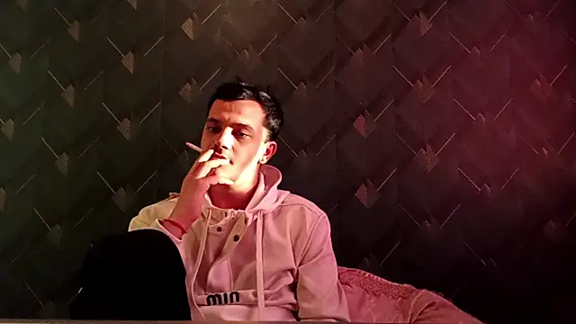 jeremyhotties online show from April 16, 2026, 3:24 pm