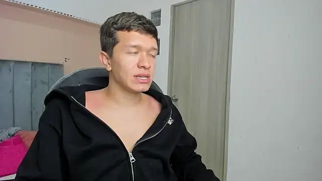 Snapshot of ken_col chatting on April 12, 2026, 5:33 am ken col online show from April 12, 2026, 5:33 am