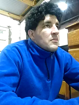 Snapshot of uriakela12 chatting on July 22, 2026, 12:23 am uriakela12 online show from July 22, 2026, 12:23 am