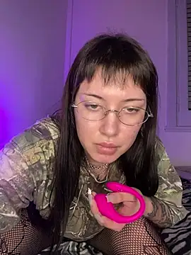 Snapshot of cherryxxox chatting on July 5, 2026, 11:22 pm cherryxxox online show from July 5, 2026, 11:22 pm