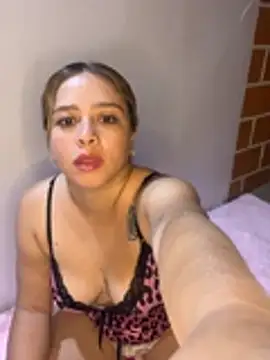 Snapshot of jade06_ chatting on June 4, 2026, 3:22 am jade06 online show from June 4, 2026, 3:22 am