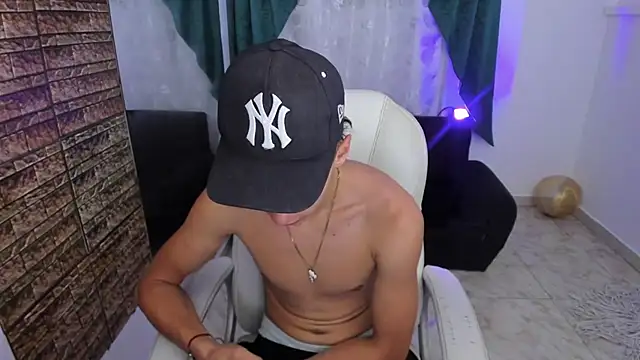 Snapshot of Jereth_Boy chatting on April 27, 2026, 8:51 pm Jereth Boy online show from April 27, 2026, 8:51 pm