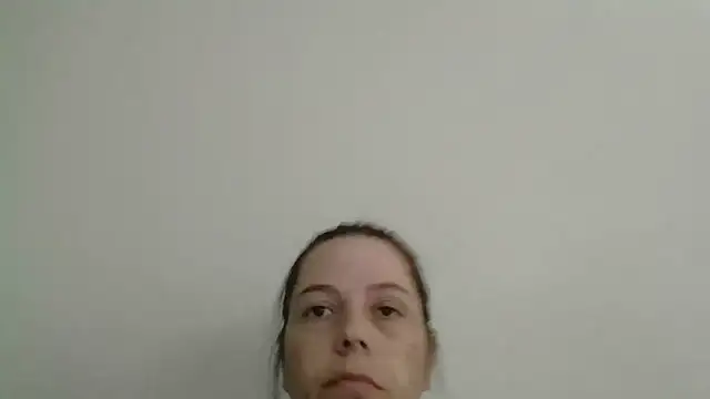 lily1982 online show from April 30, 2026, 6:37 pm