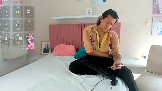 Damian Romanoff online show from May 1, 2026, 12:54 pm