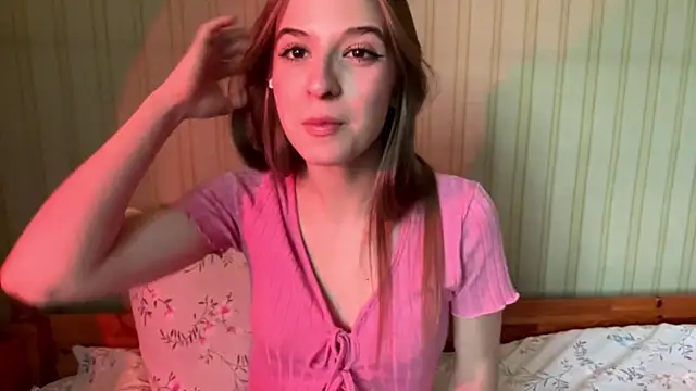 Snapshot of BambiBlush chatting on May 24, 2026, 2:06 pm BambiBlush online show from May 24, 2026, 2:06 pm