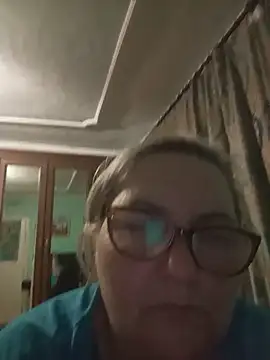 Snapshot of AureliaSky598 chatting on May 22, 2026, 7:45 pm AureliaSky598 online show from May 22, 2026, 7:45 pm