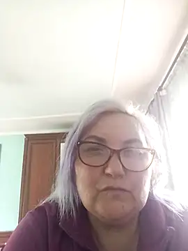 Snapshot of AureliaSky598 chatting on April 18, 2026, 1:02 pm AureliaSky598 online show from April 18, 2026, 1:02 pm