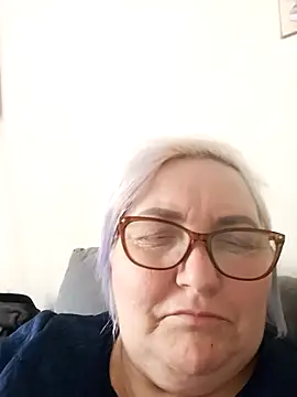 Snapshot of AureliaSky598 chatting on April 19, 2026, 12:50 pm AureliaSky598 online show from April 19, 2026, 12:50 pm