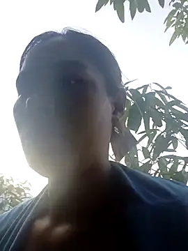Snapshot of mia0033 chatting on May 16, 2026, 10:36 am mia0033 online show from May 16, 2026, 10:36 am