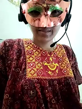 Snapshot of Charming-Cherry chatting on April 11, 2026, 3:25 am Charming-Cherry online show from April 11, 2026, 3:25 am