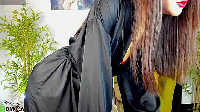 Snapshot of Riddle_Lay chatting on May 16, 2026, 10:36 am Riddle Lay online show from May 16, 2026, 10:36 am