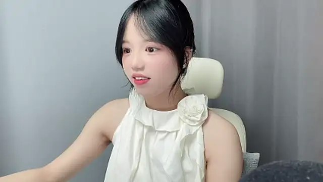 Xiaoqing00 online show from May 15, 2026, 3:15 am