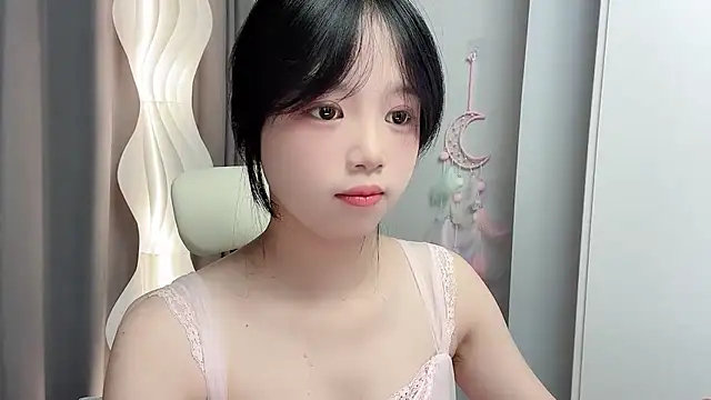 Xiaoqing00 online show from May 29, 2026, 5:24 am