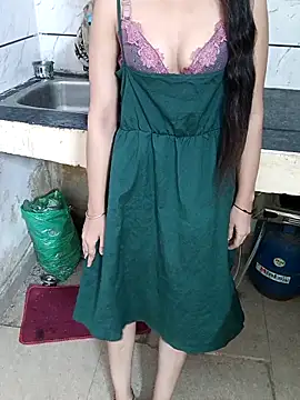 Snapshot of Baby-Doll_ chatting on May 9, 2026, 4:05 am Baby-Doll online show from May 9, 2026, 4:05 am