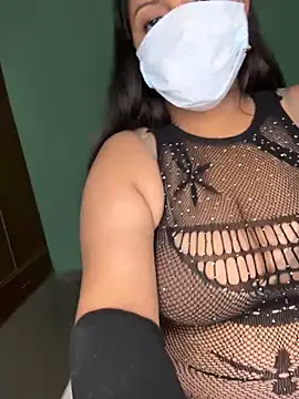 Desifiregirl online show from May 15, 2026, 7:34 pm