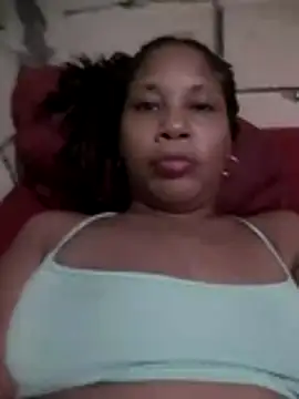 Snapshot of Lili-Sex chatting on May 4, 2026, 1:42 am Lili-Sex online show from May 4, 2026, 1:42 am